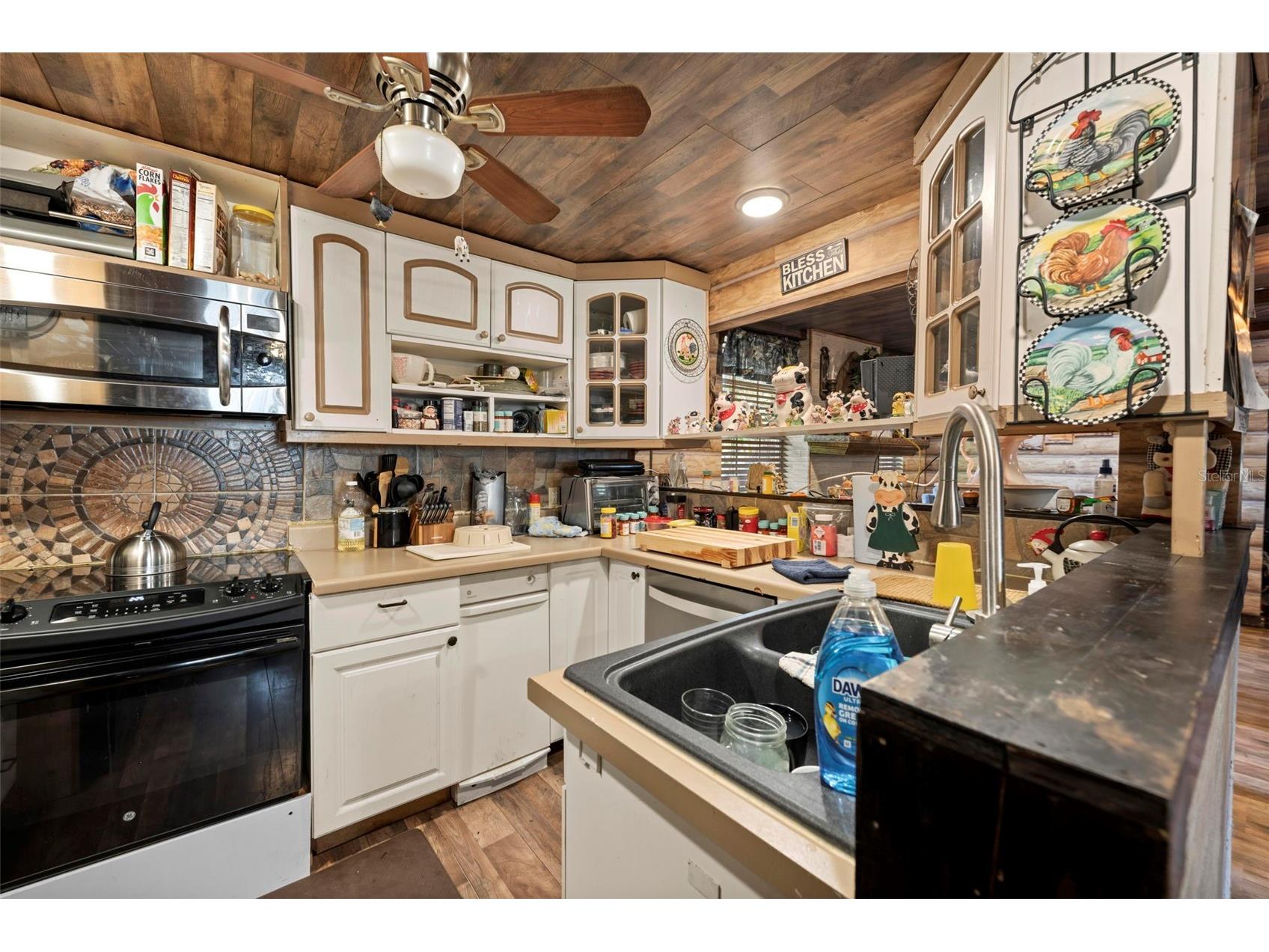 5631 Montana Avenue New Port Richey FL 34652 TB8472496 image18