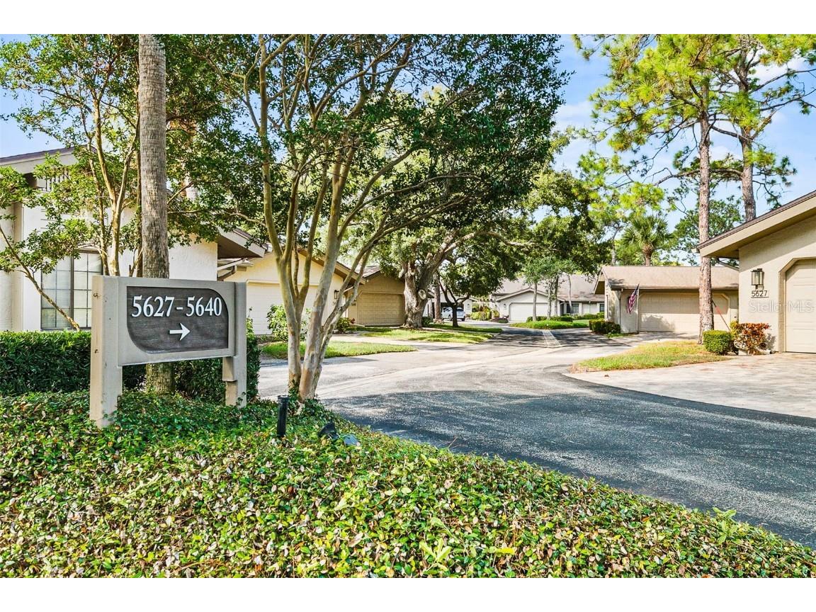 5631 Pipers Waite #12 Sarasota FL 34235 A4671983 image2