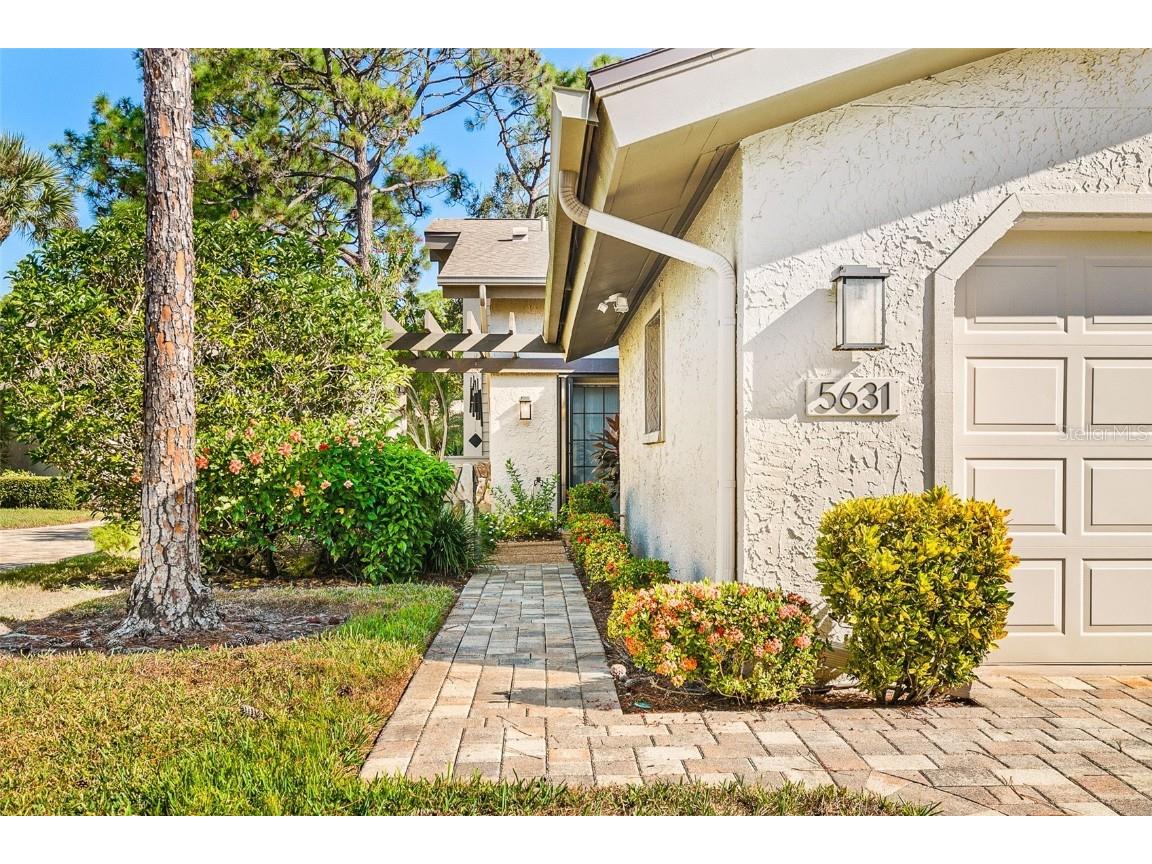 5631 Pipers Waite #12 Sarasota FL 34235 A4671983 image4
