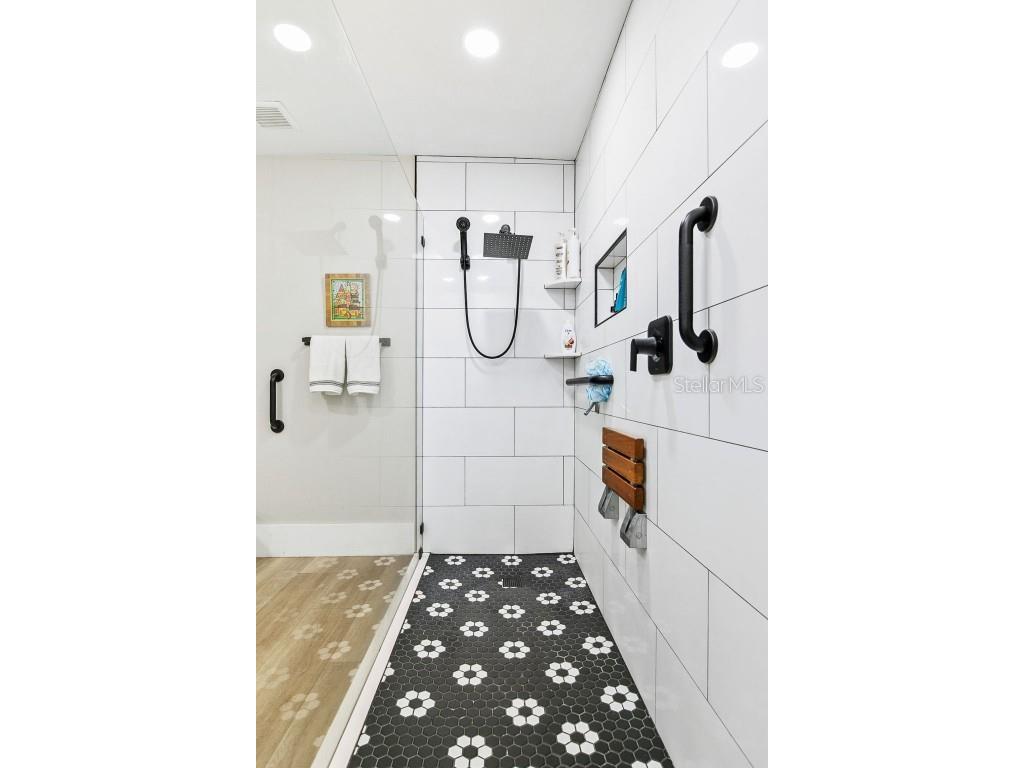 5631 Pipers Waite #12 Sarasota FL 34235 A4671983 image46