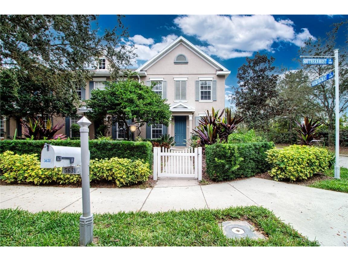 5631 Southernmost Lane Bradenton FL 34203 A4590422 image1