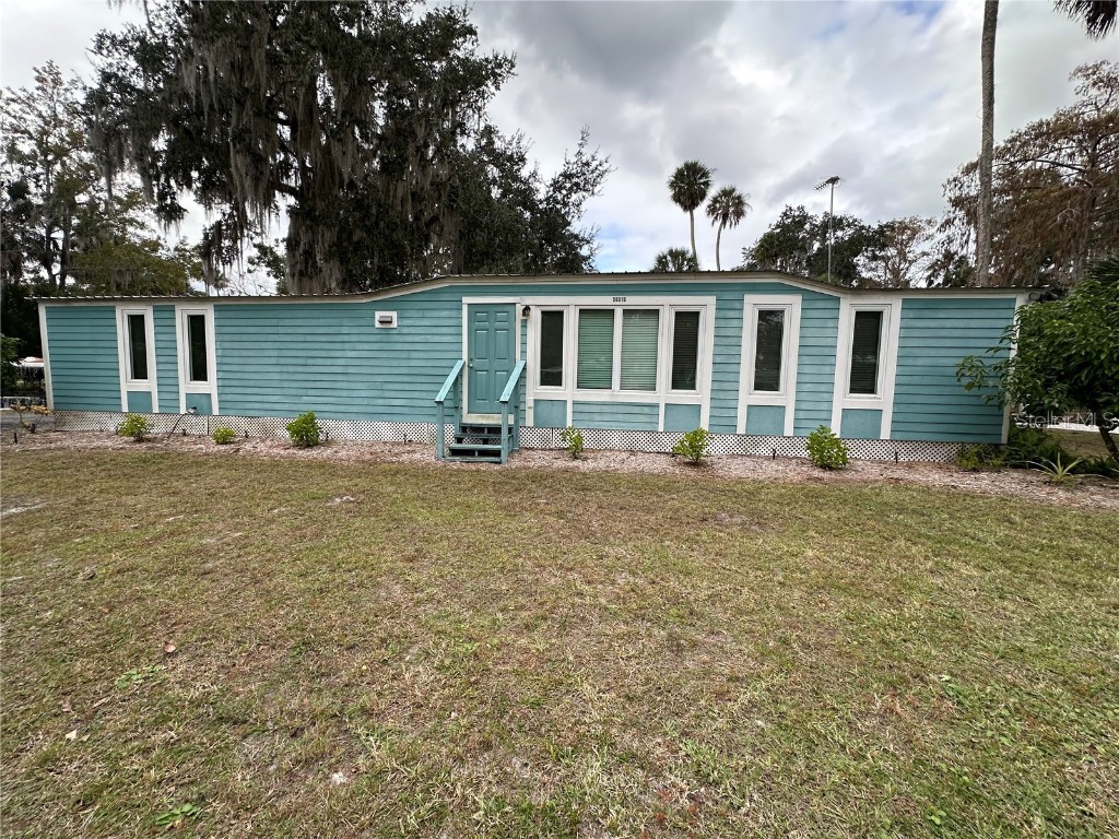56315 Hickory Road Astor FL 32102 - ST JOHN'S RIVER R4910402 image1