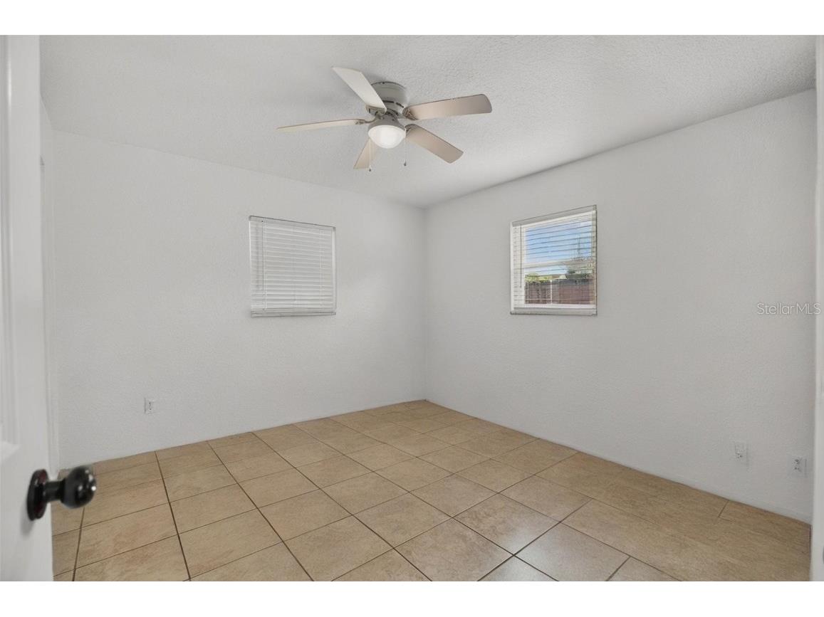 5632 62nd Street N Saint Petersburg FL 33709 TB8413669 image17