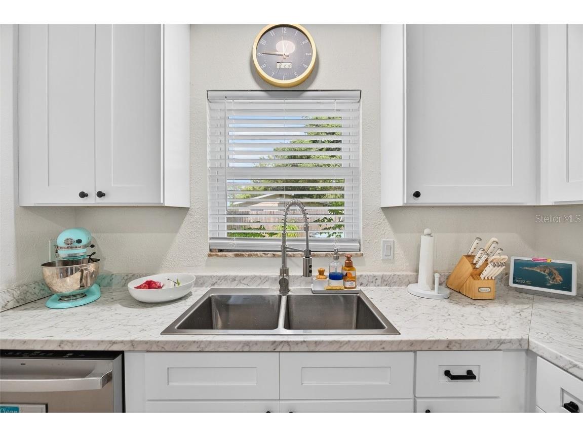 5632 62nd Street N Saint Petersburg FL 33709 TB8413669 image37