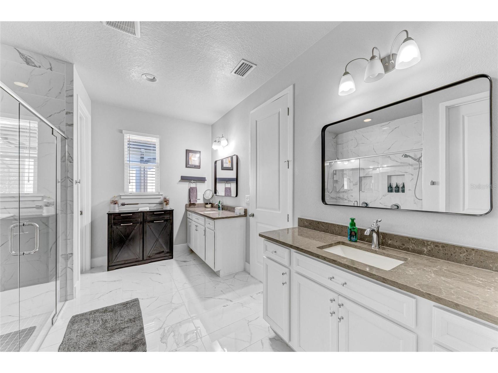 5632 Long Shore Loop Sarasota FL 34238 A4675176 image26