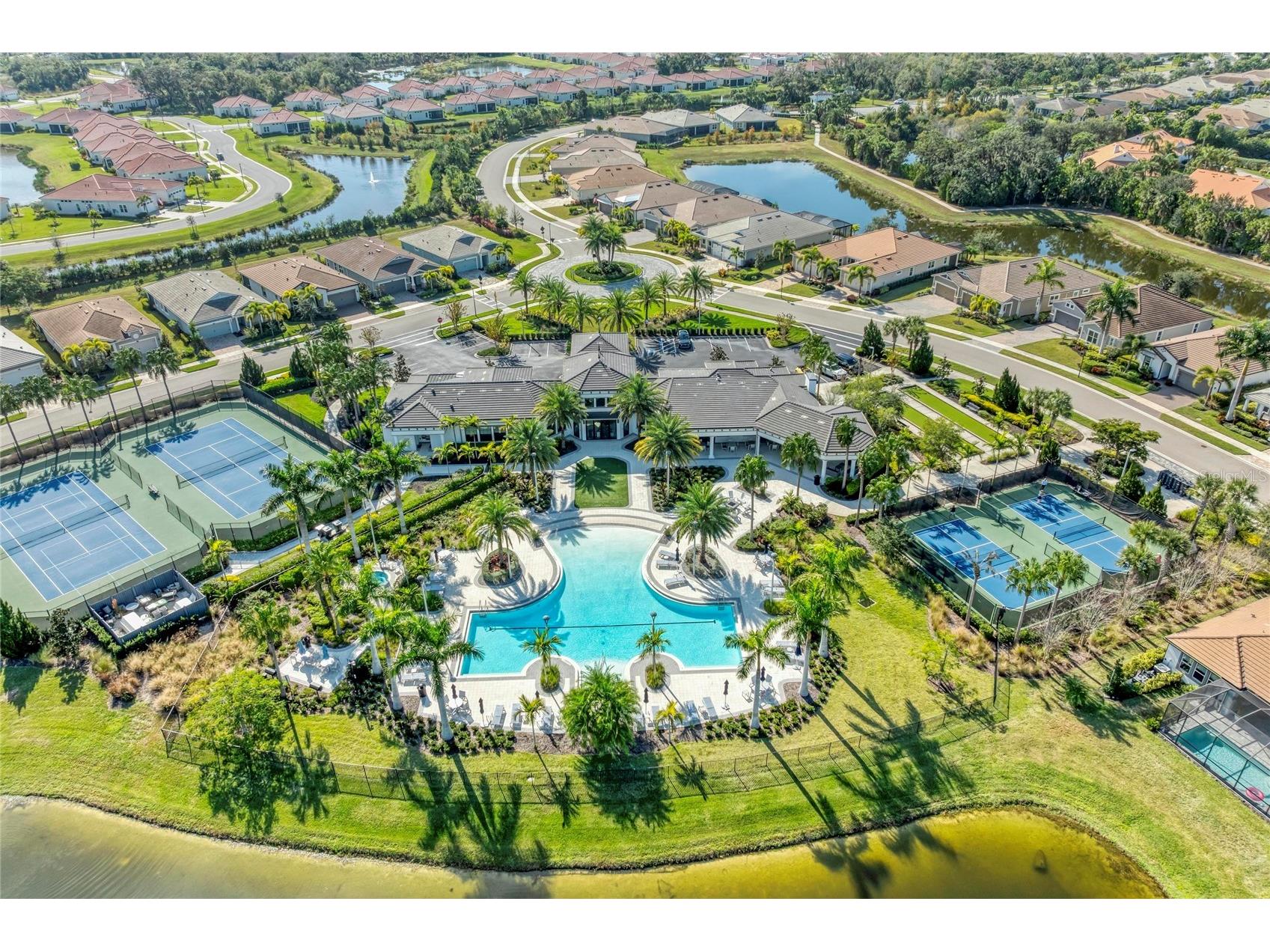 5632 Long Shore Loop Sarasota FL 34238 A4675176 image51