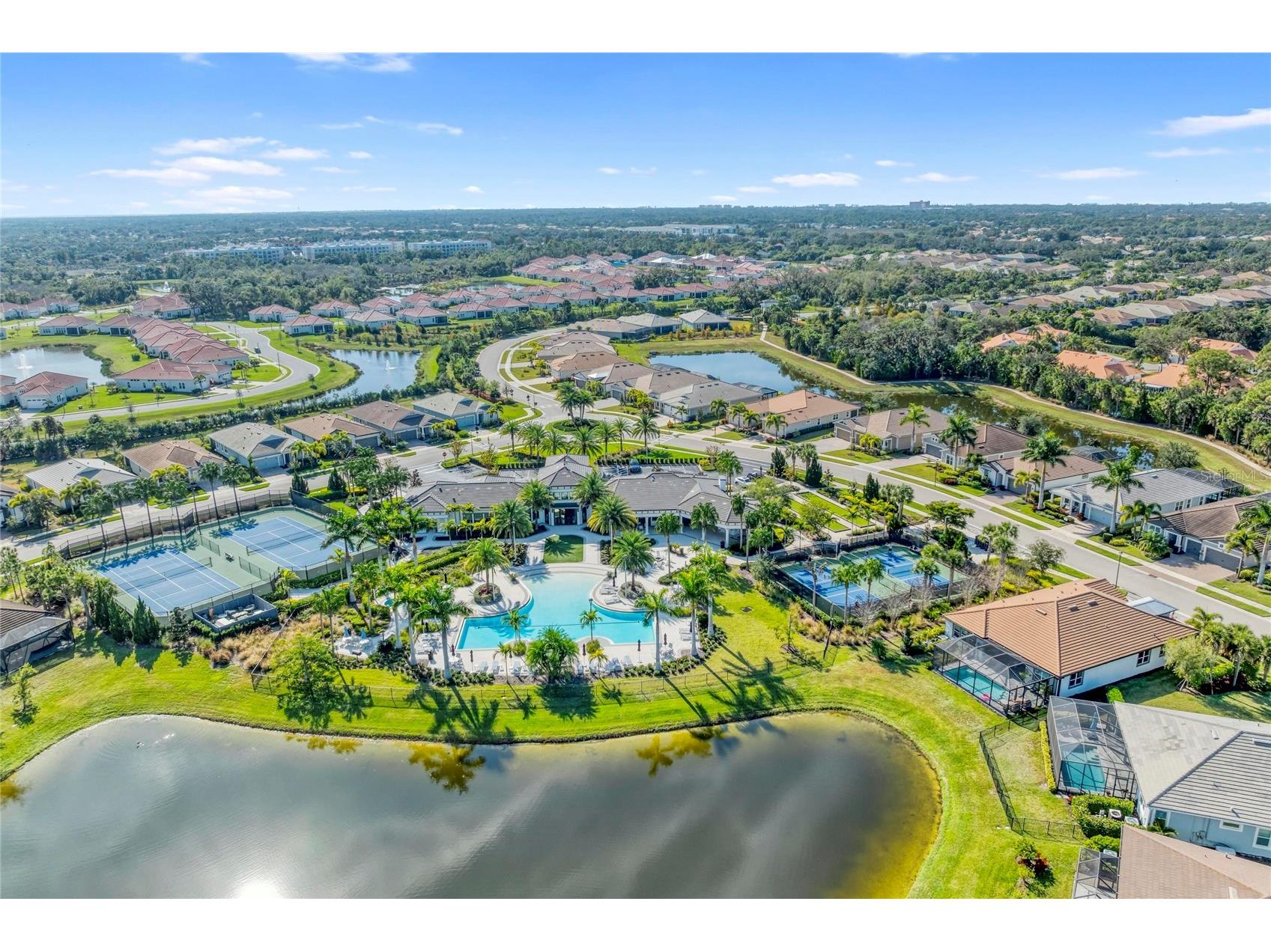 5632 Long Shore Loop Sarasota FL 34238 A4675176 image52