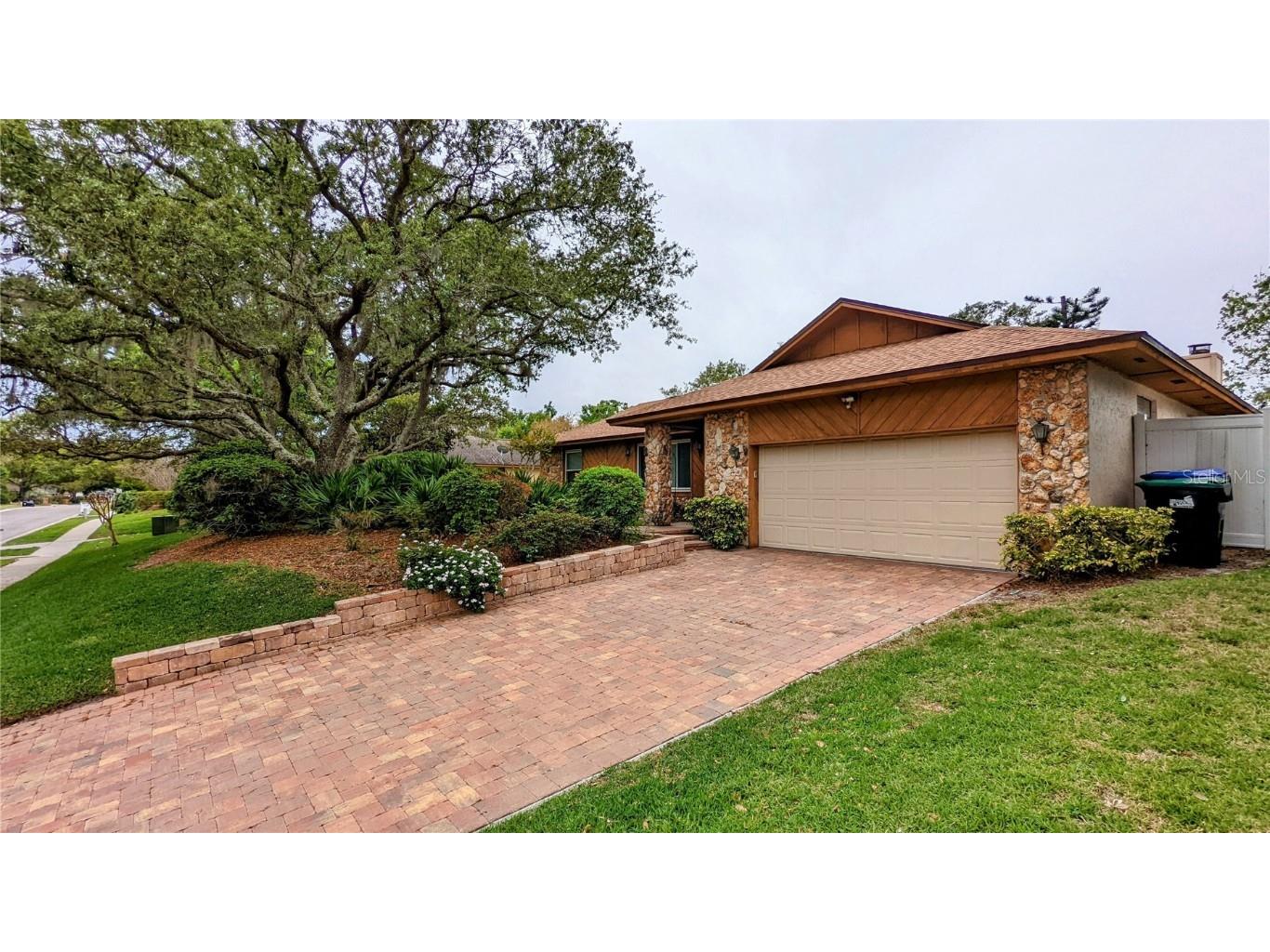 5632 Pitch Pine Drive Orlando FL 32819 O6160051 image1