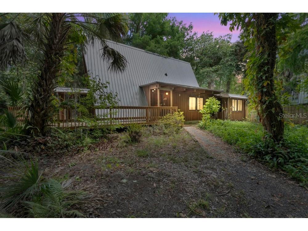 56328 Hazelnut Road Astor FL 32102 G5081064 image1