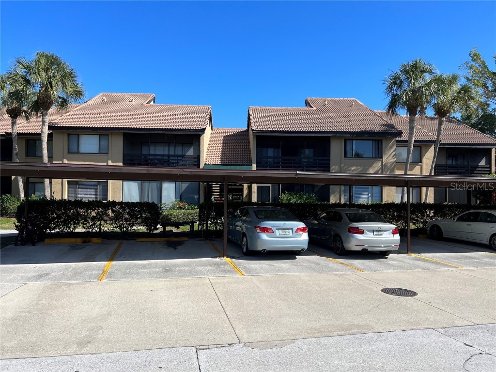 5633 Ashton Lake Drive #2 Sarasota FL 34231 A4559863 image1