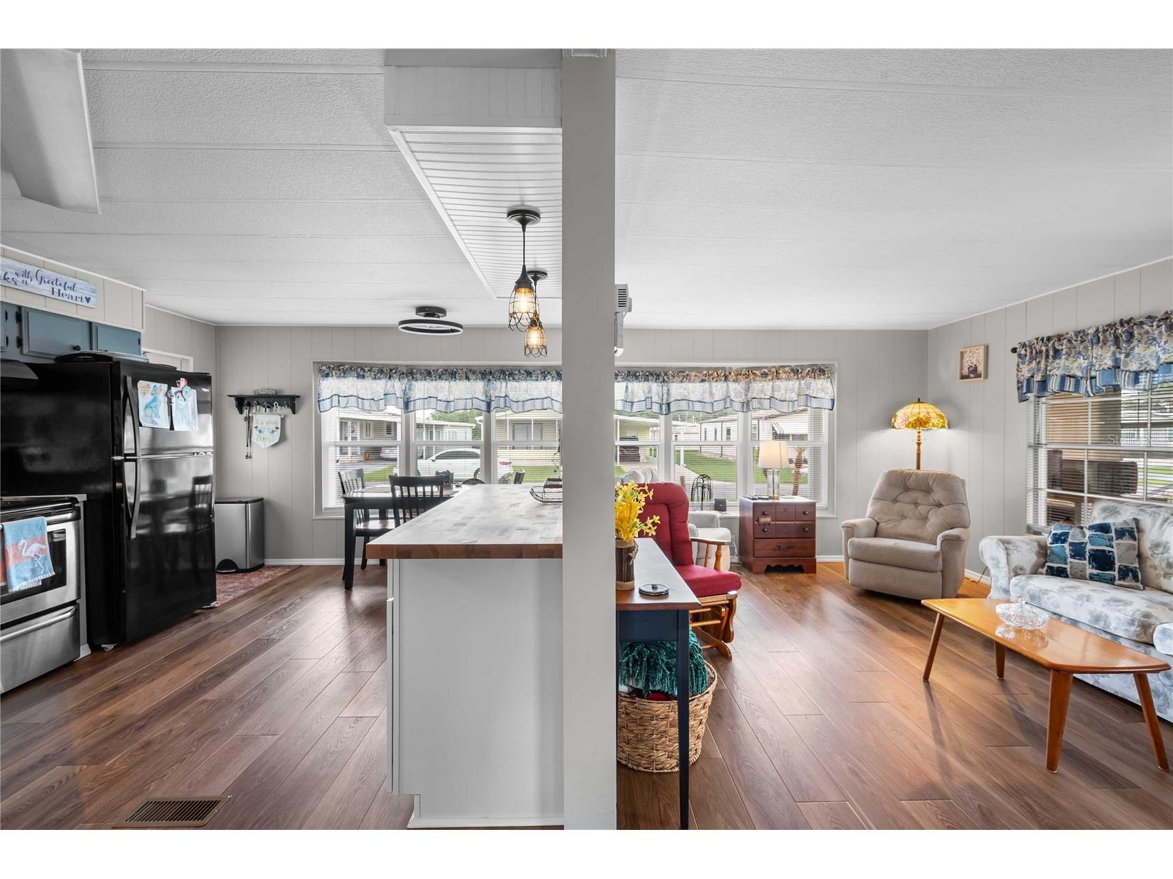 5633 Benton Street Zephyrhills FL 33542 TB8512404 image10