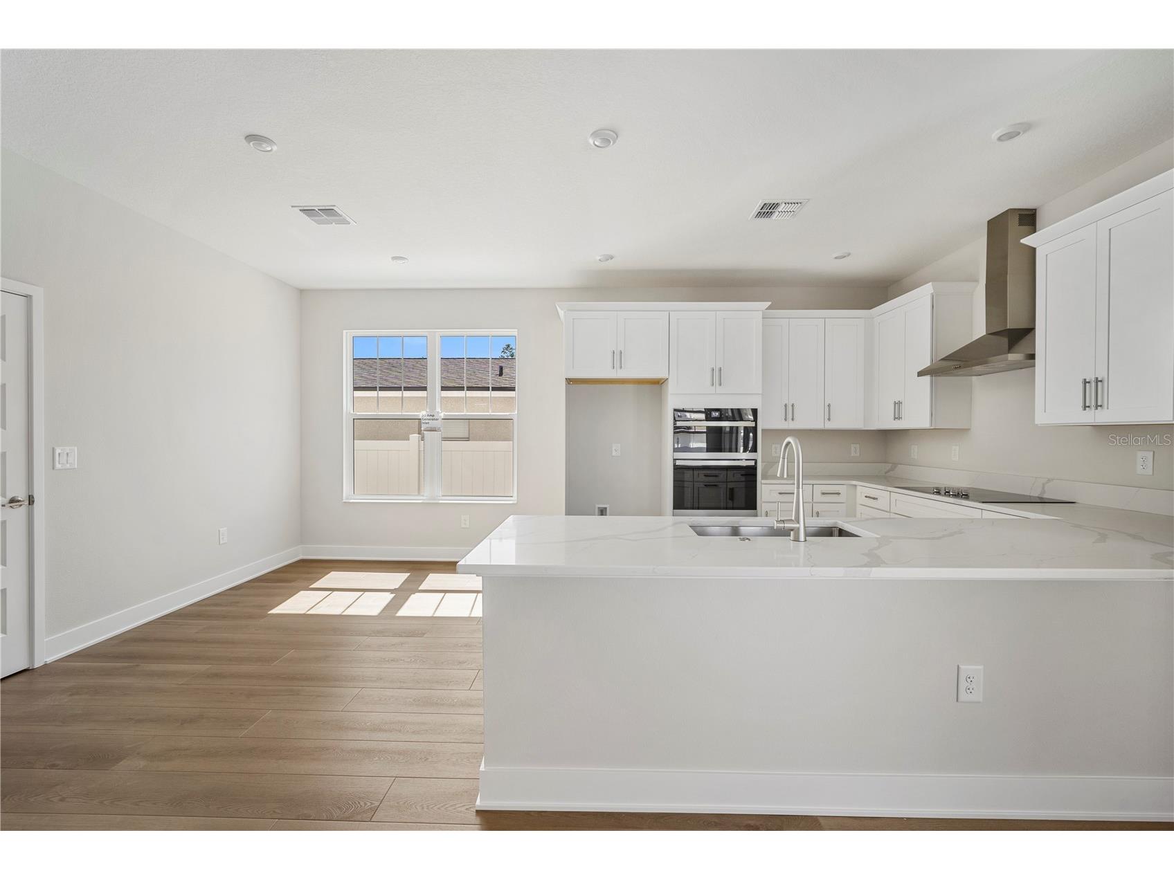 5633 Dartmouth Avenue N Saint Petersburg FL 33710 TB8476350 image10