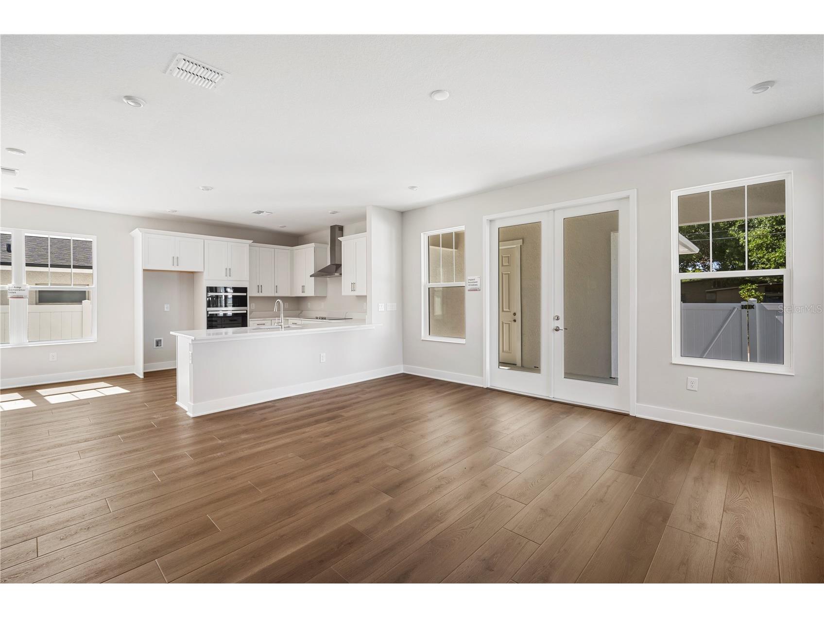 5633 Dartmouth Avenue N Saint Petersburg FL 33710 TB8476350 image11