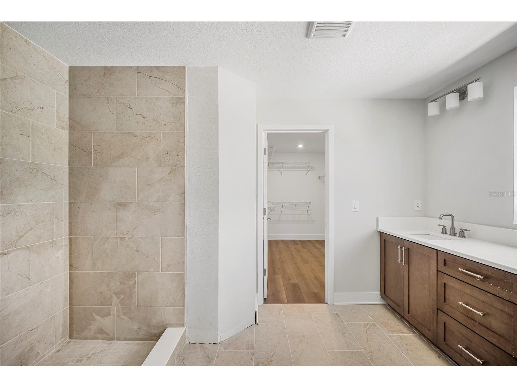 5633 Dartmouth Avenue N Saint Petersburg FL 33710 TB8476350 image17