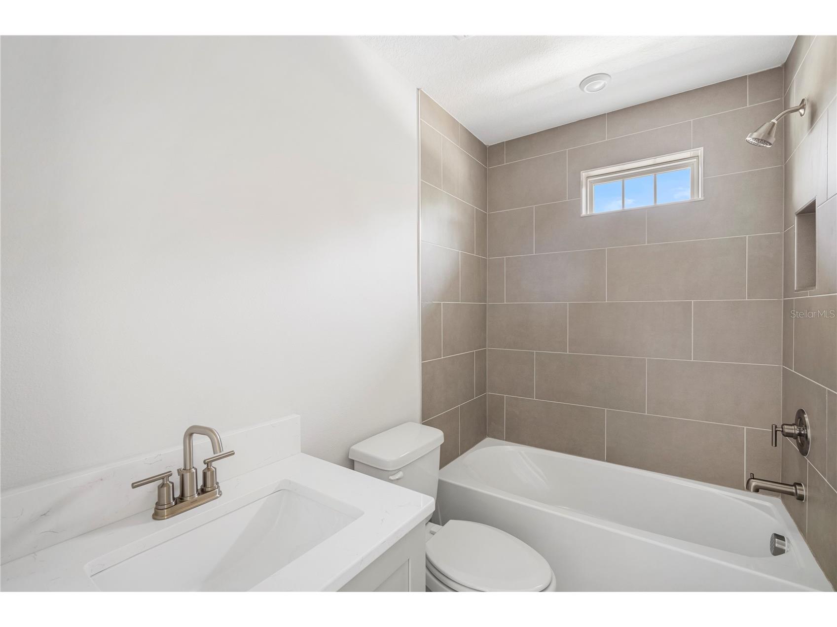 5633 Dartmouth Avenue N Saint Petersburg FL 33710 TB8476350 image22