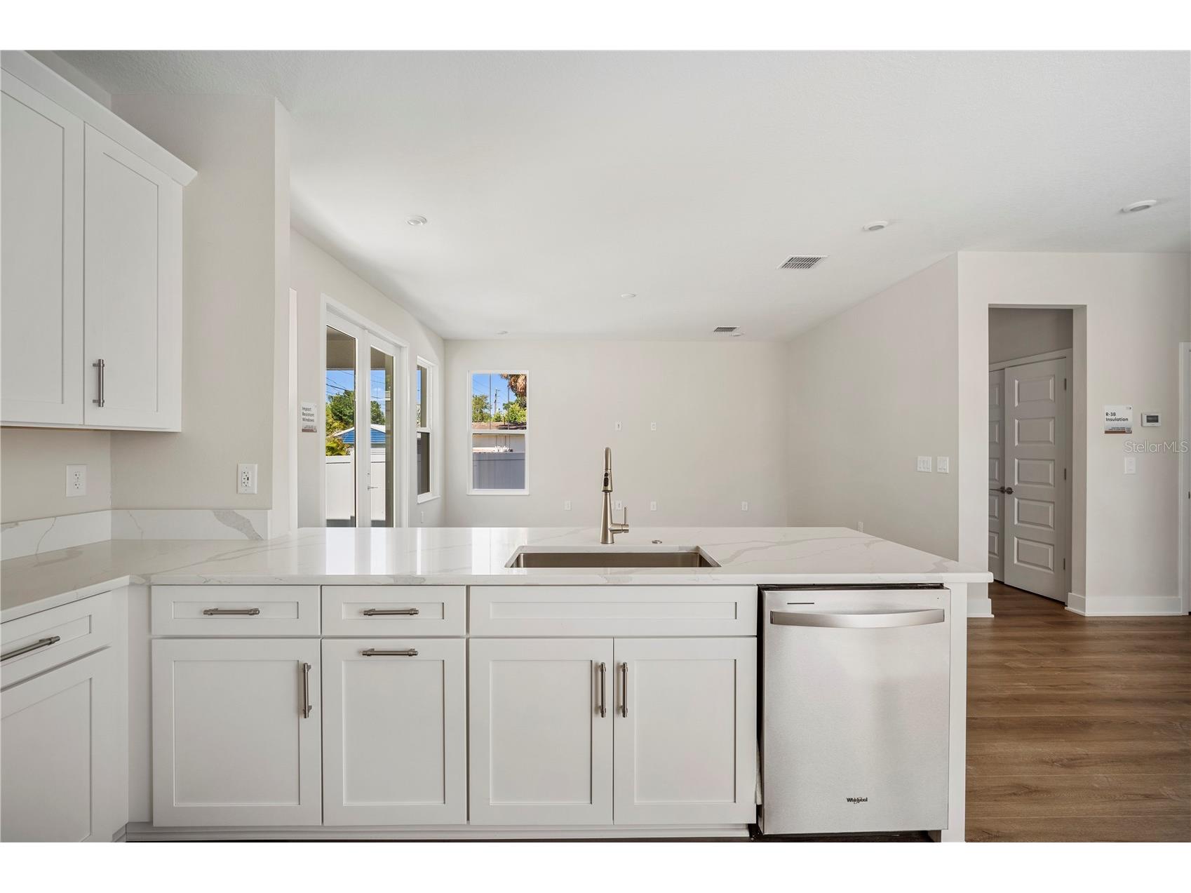 5633 Dartmouth Avenue N Saint Petersburg FL 33710 TB8476350 image9