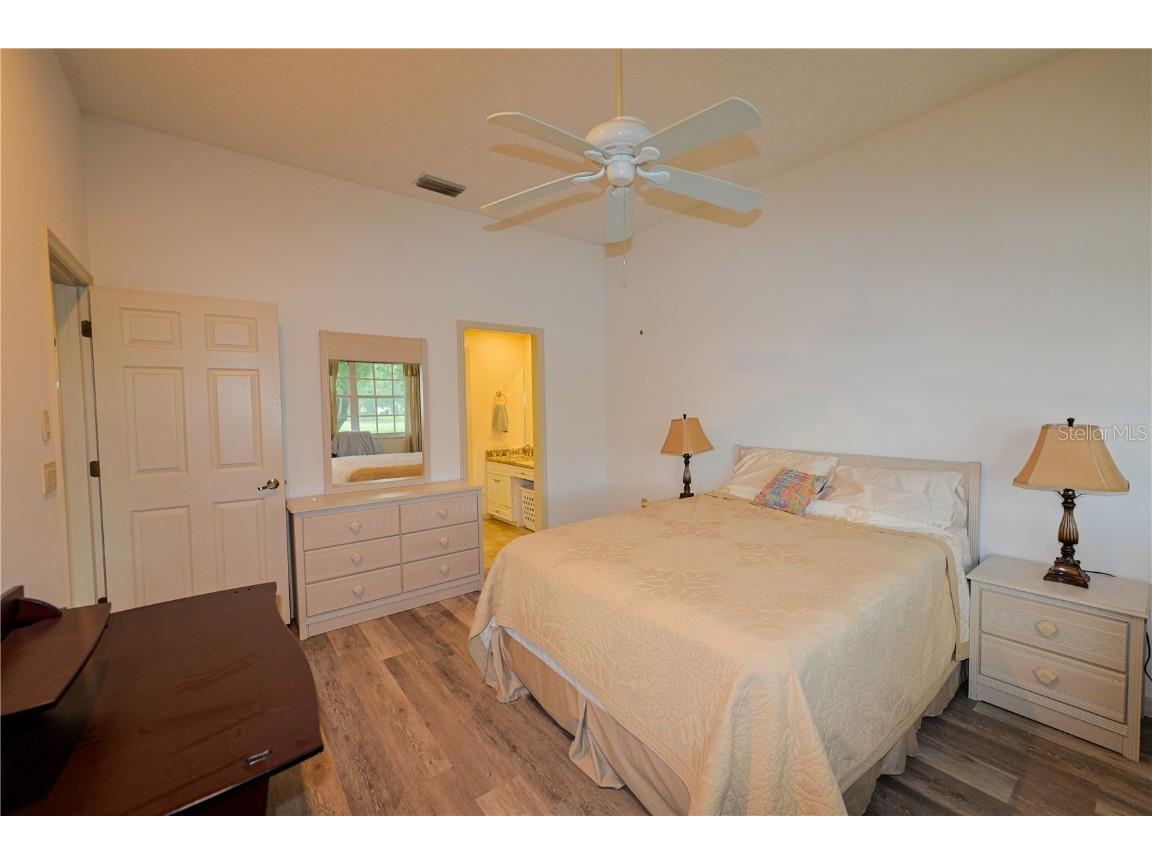 5633 E Long Common Court #20 Sarasota FL 34235 A4660727 image16