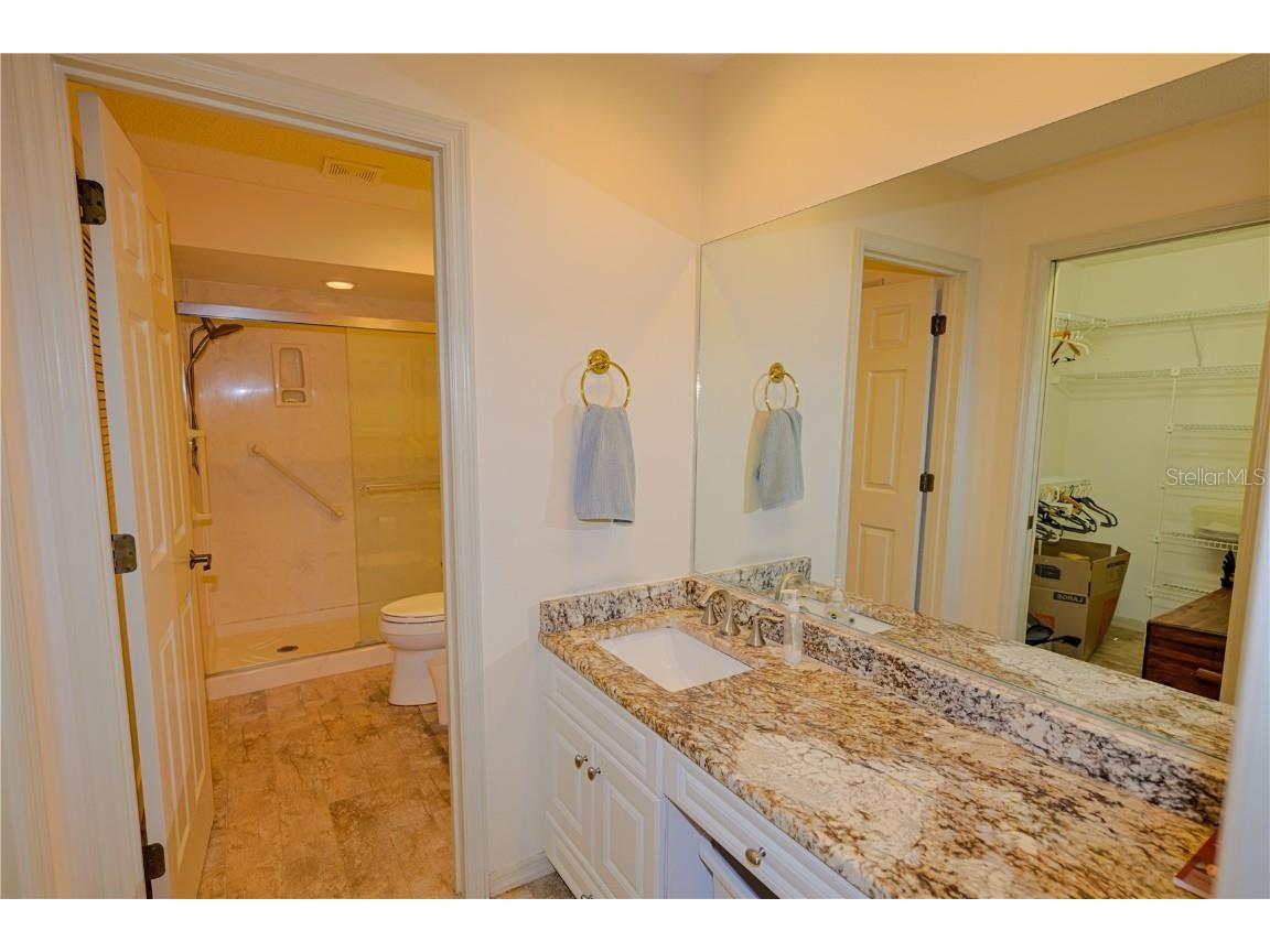 5633 E Long Common Court #20 Sarasota FL 34235 A4660727 image18