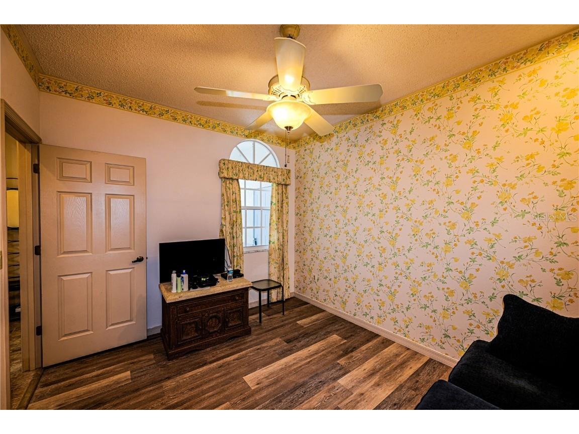 5633 E Long Common Court #20 Sarasota FL 34235 A4660727 image21