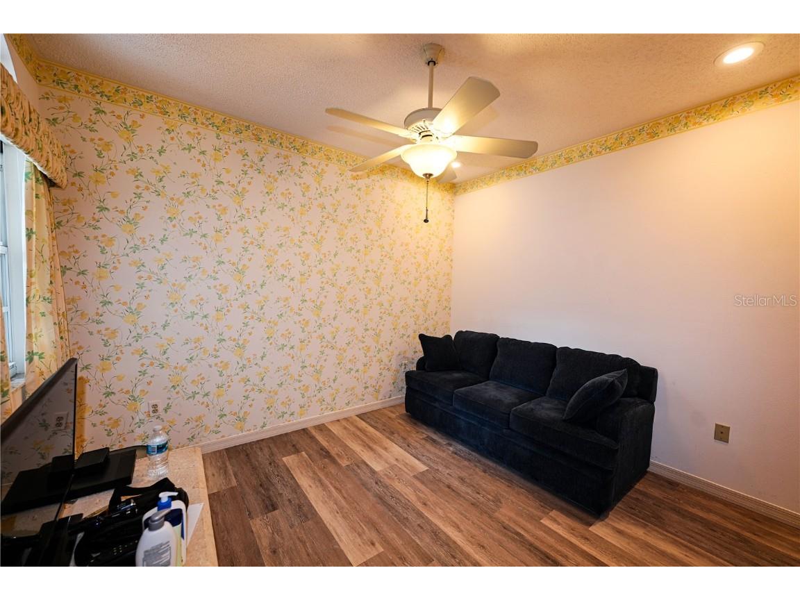 5633 E Long Common Court #20 Sarasota FL 34235 A4660727 image22