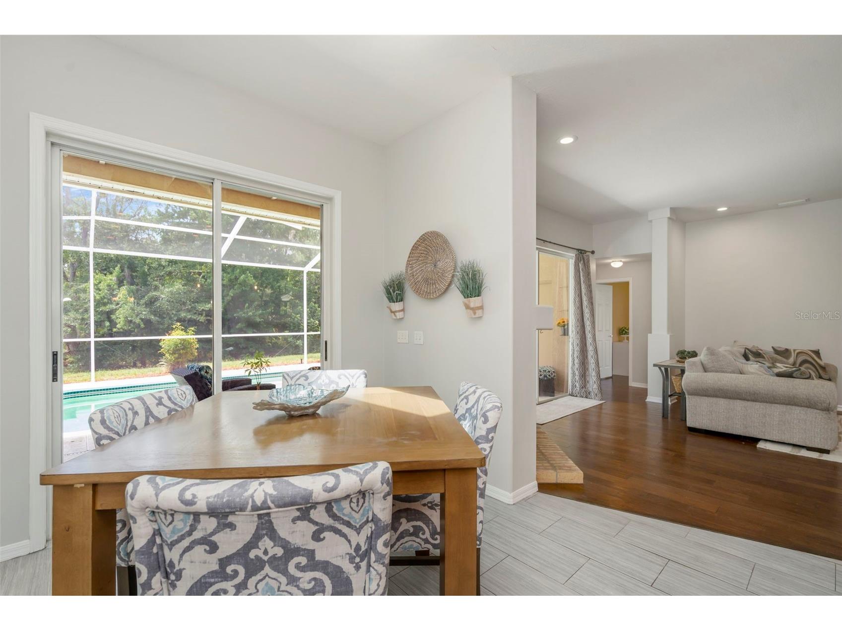 5633 Glencrest Boulevard Tampa FL 33625 TB8518688 image10