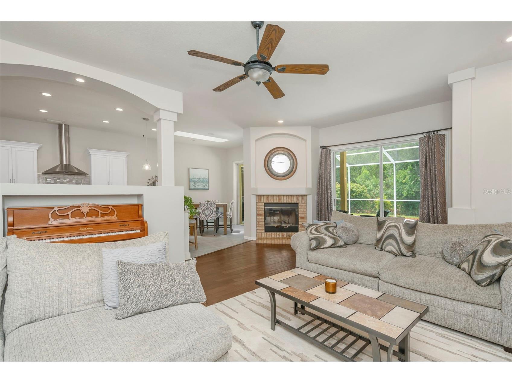 5633 Glencrest Boulevard Tampa FL 33625 TB8518688 image11