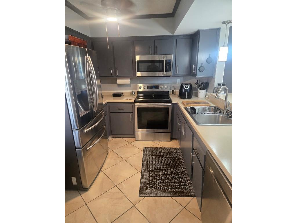 5633 La Puerta Del Sol Boulevard S #108 Saint Petersburg FL 33715 TB8410226 image6