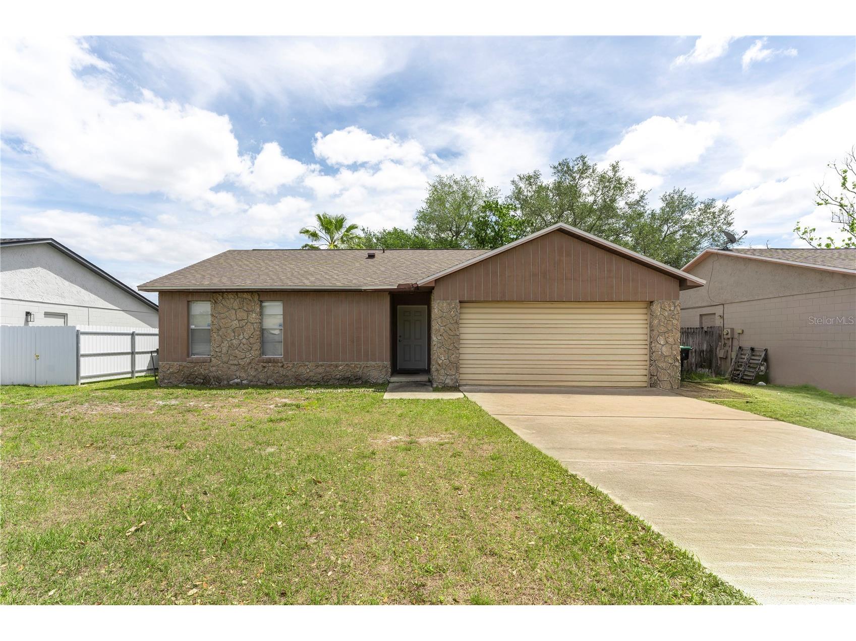 5633 Marvell Avenue Orlando FL 32839 O6398827 image1