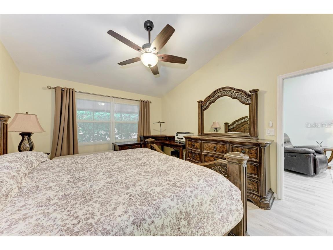 5633 Monte Rosso Road Sarasota FL 34243 TB8425275 image18