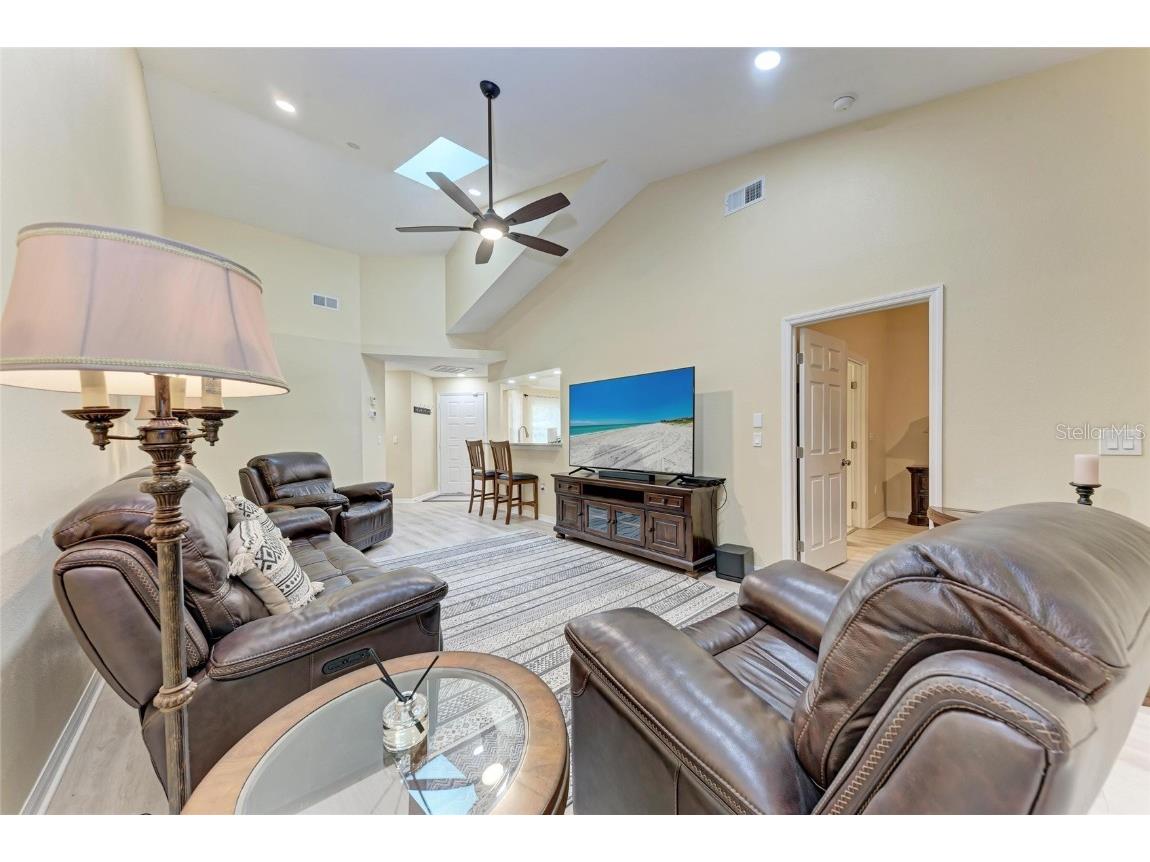 5633 Monte Rosso Road Sarasota FL 34243 TB8425275 image5