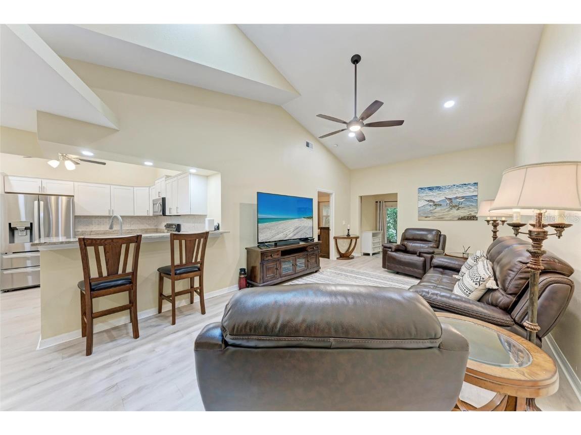 5633 Monte Rosso Road Sarasota FL 34243 TB8425275 image6