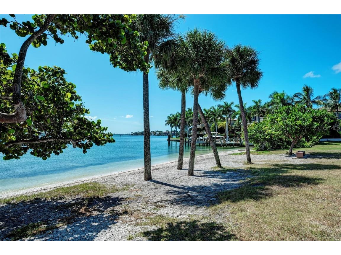 5633 Monte Rosso Road Sarasota FL 34243 TB8425275 image67