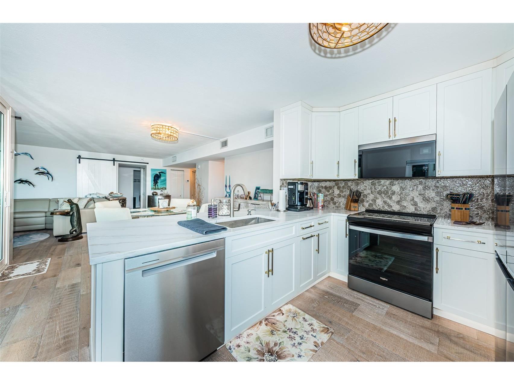 5633 Puerta Del Sol Boulevard S #103 Saint Petersburg FL 33715 - BOCA CIEGA BAY TB8460274 image10