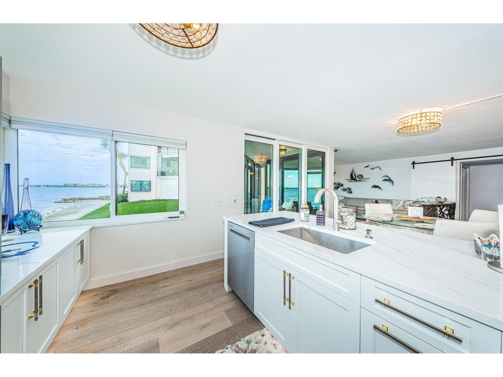 5633 Puerta Del Sol Boulevard S #103 Saint Petersburg FL 33715 - BOCA CIEGA BAY TB8460274 image11