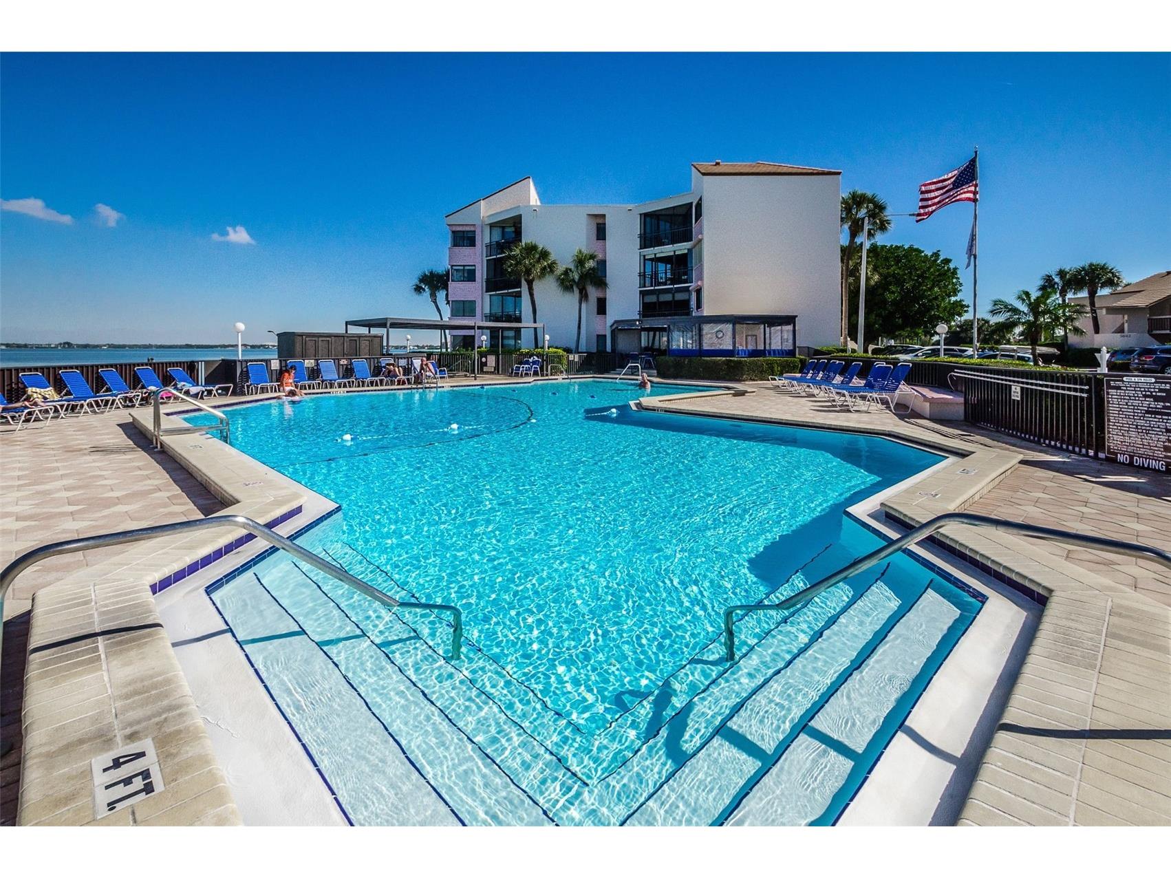 5633 Puerta Del Sol Boulevard S #103 Saint Petersburg FL 33715 - BOCA CIEGA BAY TB8460274 image30