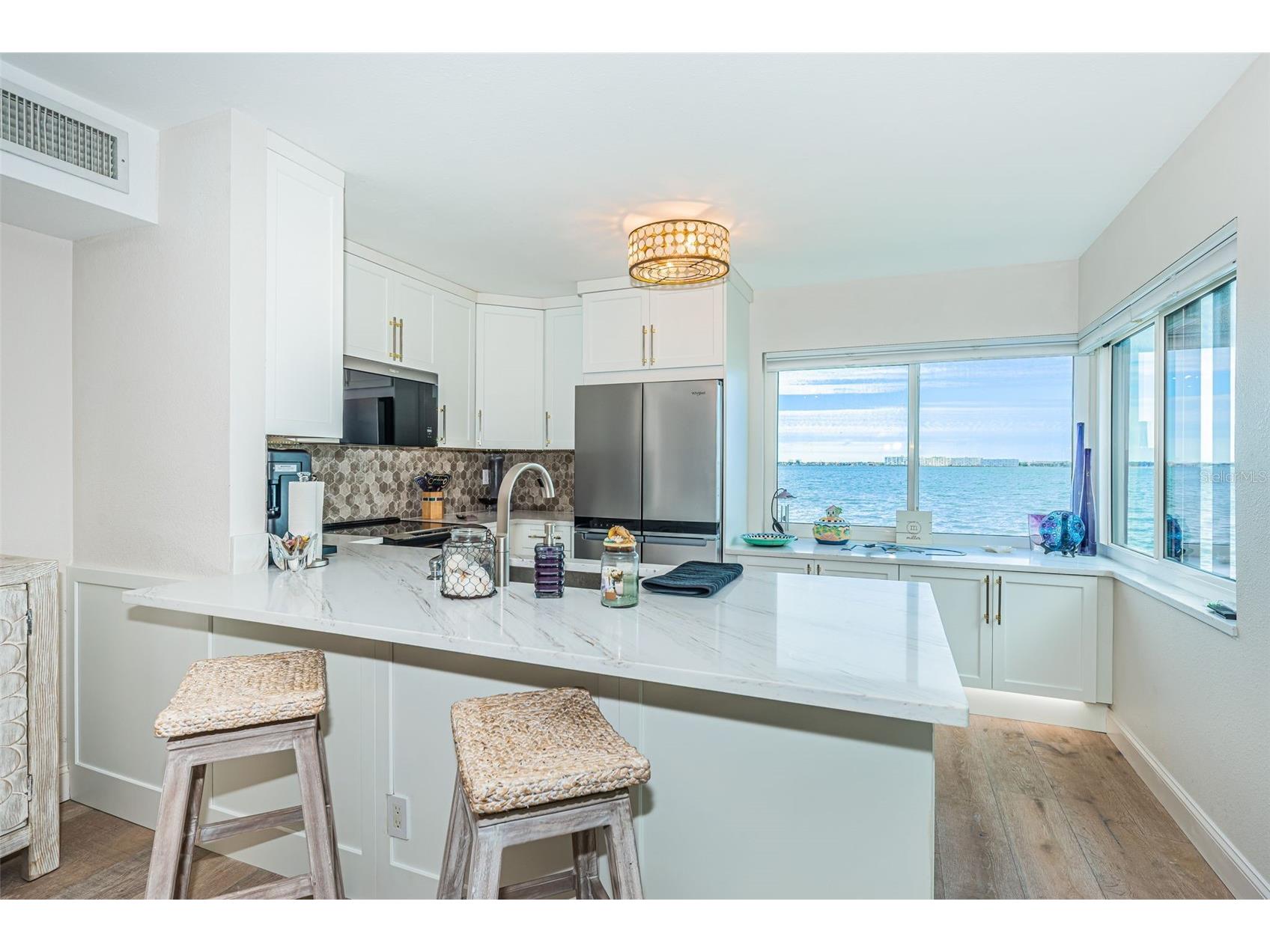 5633 Puerta Del Sol Boulevard S #103 Saint Petersburg FL 33715 - BOCA CIEGA BAY TB8460274 image7