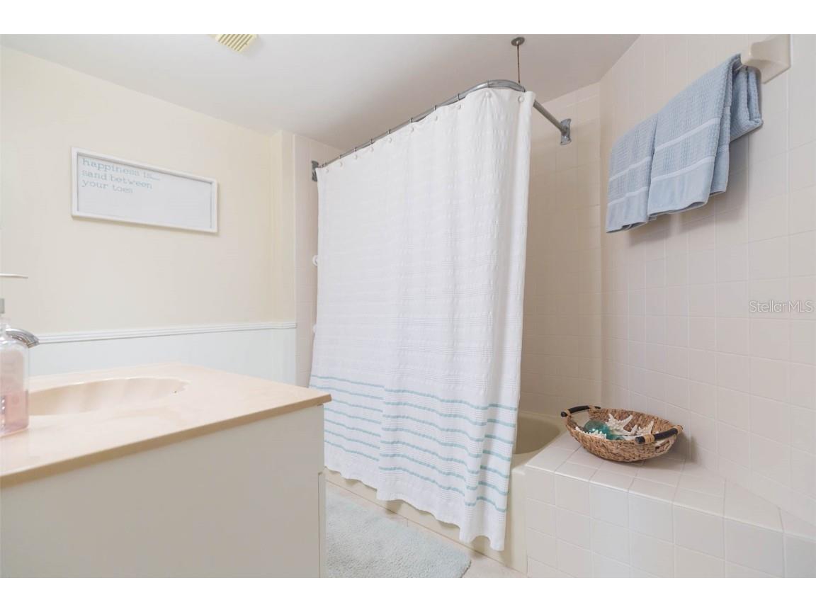 5633 Puerta Del Sol Boulevard S #203 Saint Petersburg FL 33715 TB8435016 image29