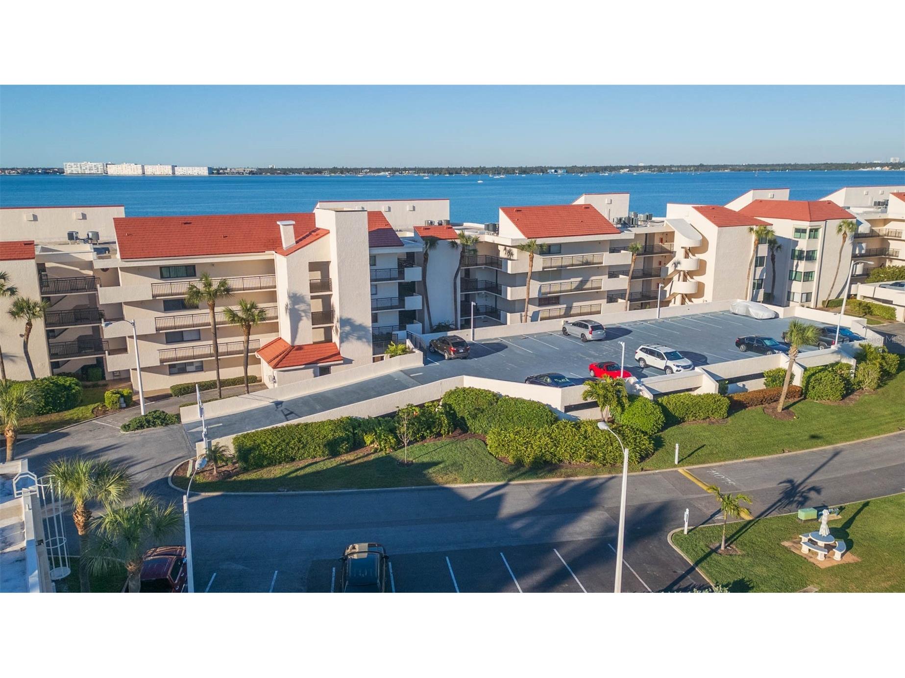 5633 Puerta Del Sol Boulevard S #208 Saint Petersburg FL 33715 TB8466805 image32