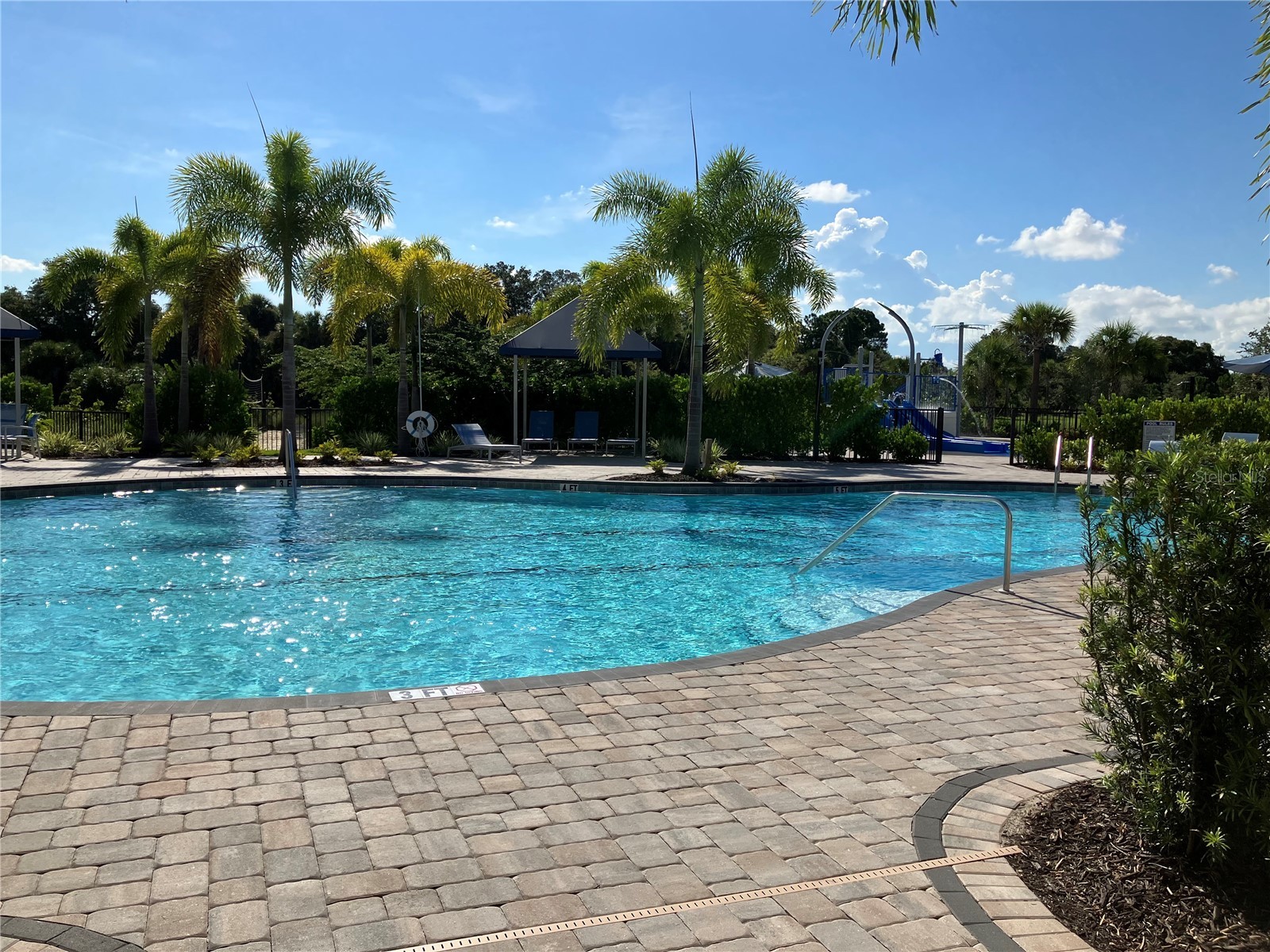 5633 Soft Skies Drive Sarasota FL 34238 A4685381 image18