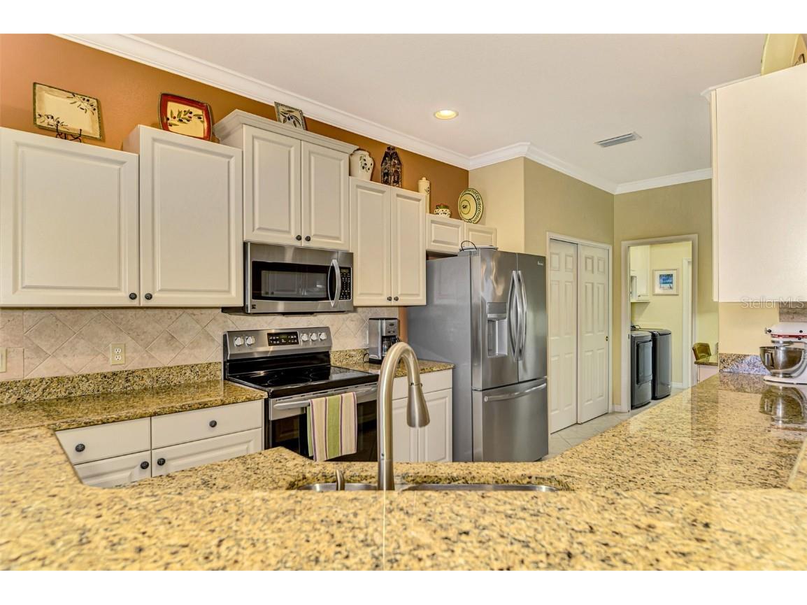 5633 Whispering Oaks Drive North Port FL 34287 N6135519 image19