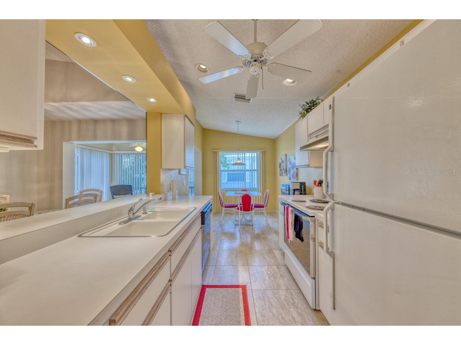 5634 Sheffield Greene Circle #18 Sarasota FL 34235 TB8488746 image25