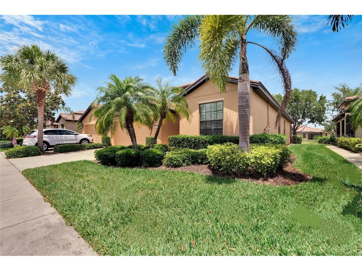 5634 Sunset Falls Drive Apollo Beach FL 33572 T3521824 image1