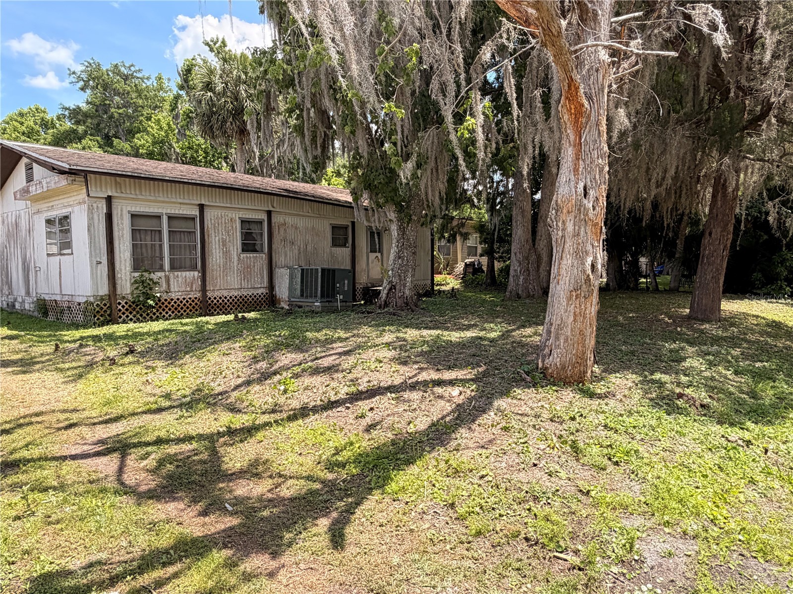 56340 Acorn Road Astor FL 32102 - ST JOHNS RIVER R4911186 image1