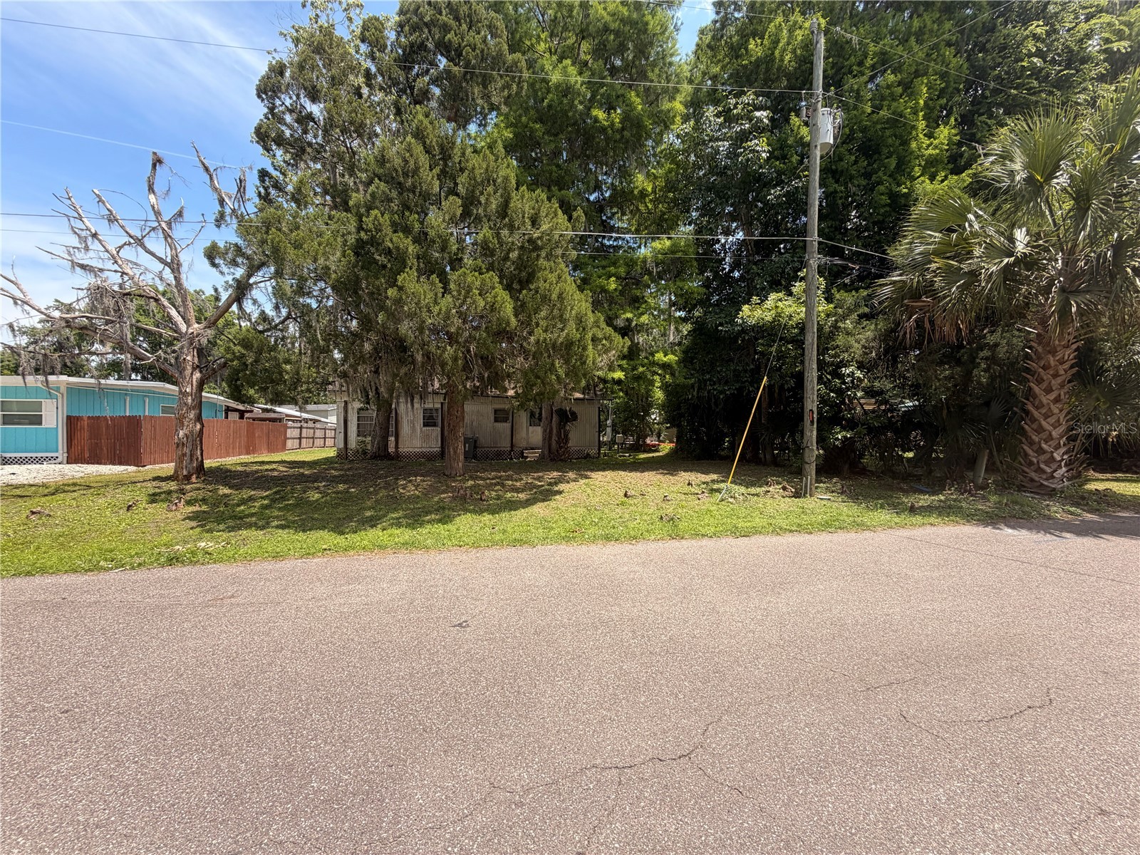 56340 Acorn Road Astor FL 32102 - ST JOHNS RIVER R4911186 image2