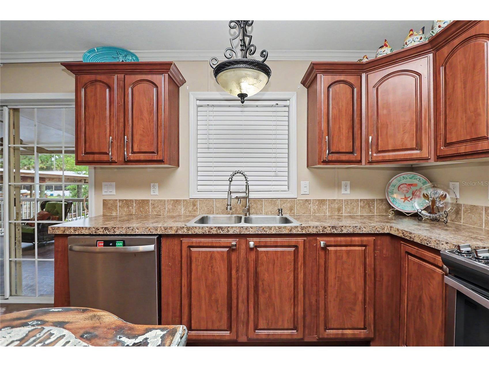56348 Maple Road Astor FL 32102 OM723590 image12