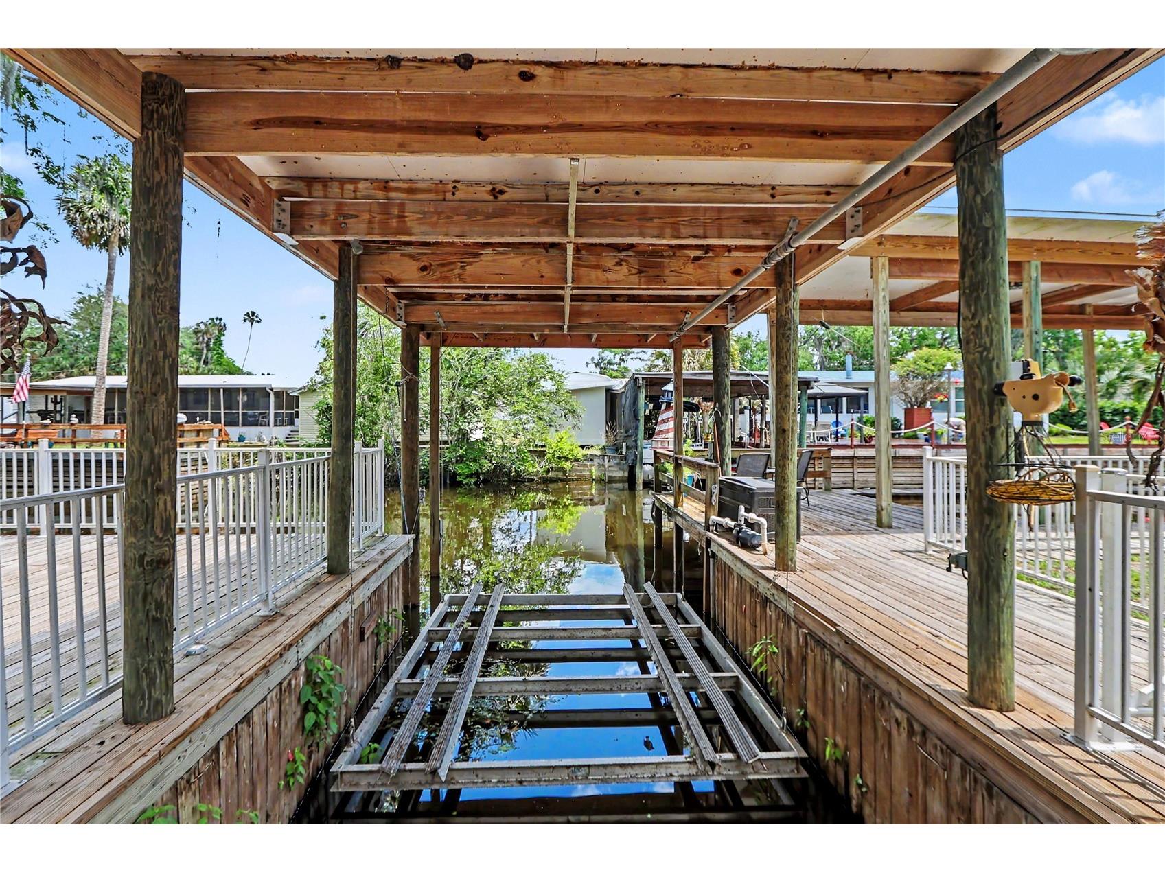 56348 Maple Road Astor FL 32102 OM723590 image34