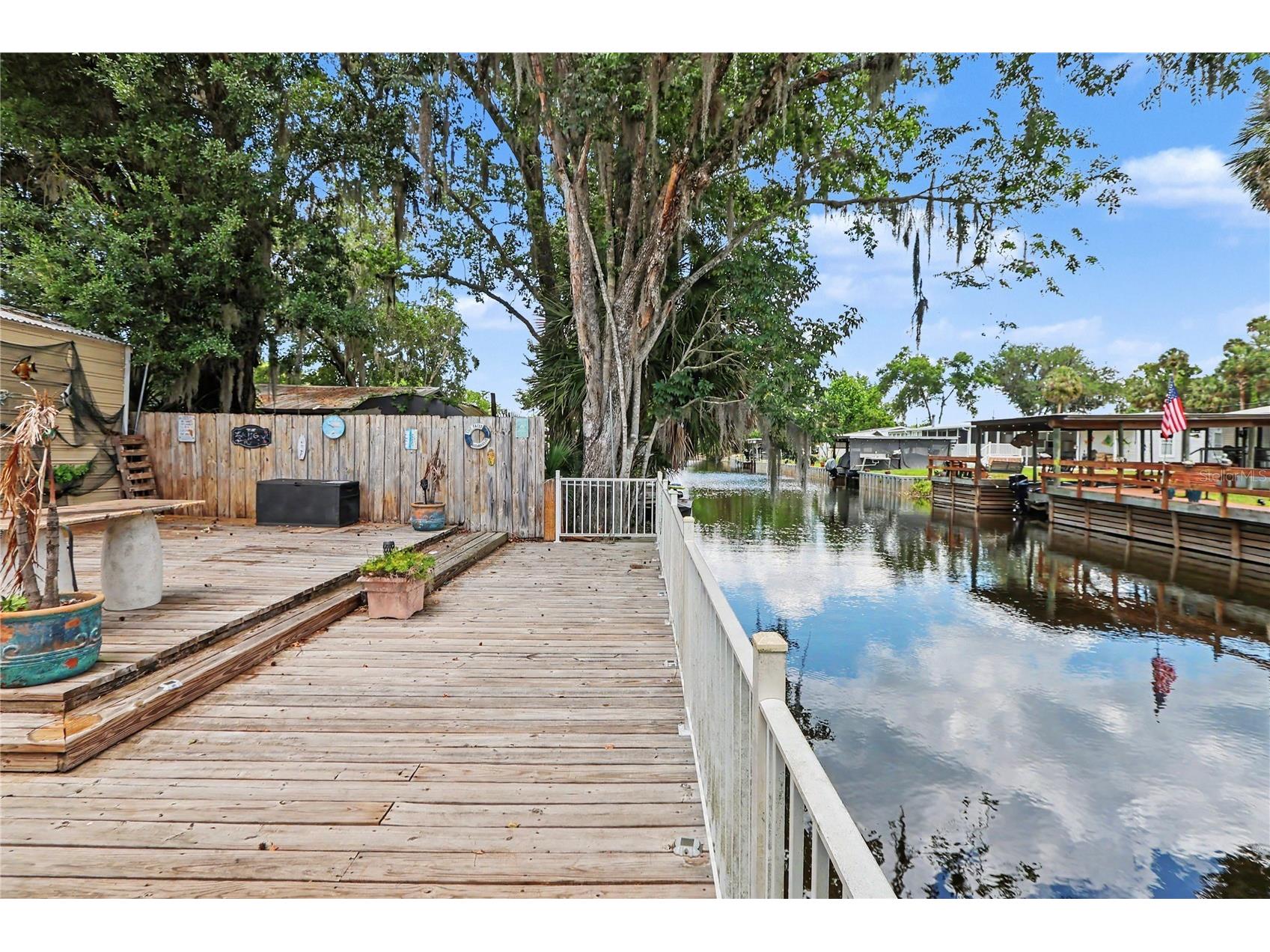 56348 Maple Road Astor FL 32102 OM723590 image42