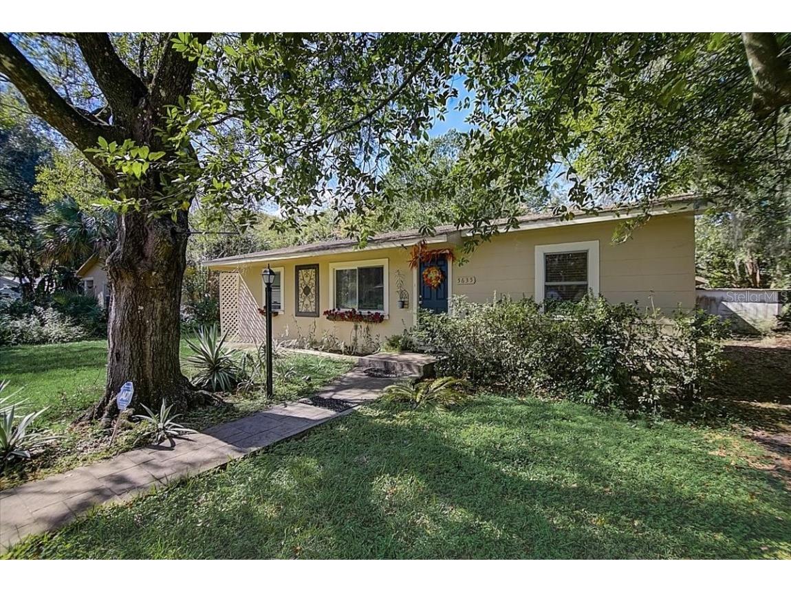 5635 17th Street Zephyrhills FL 33542 T3412373 image1