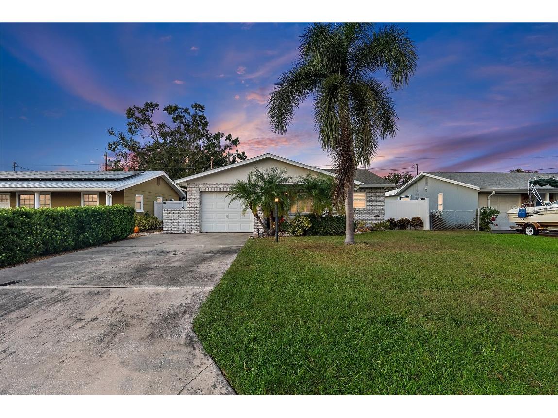 5635 20th Avenue N Saint Petersburg FL 33710 TB8402097 image1