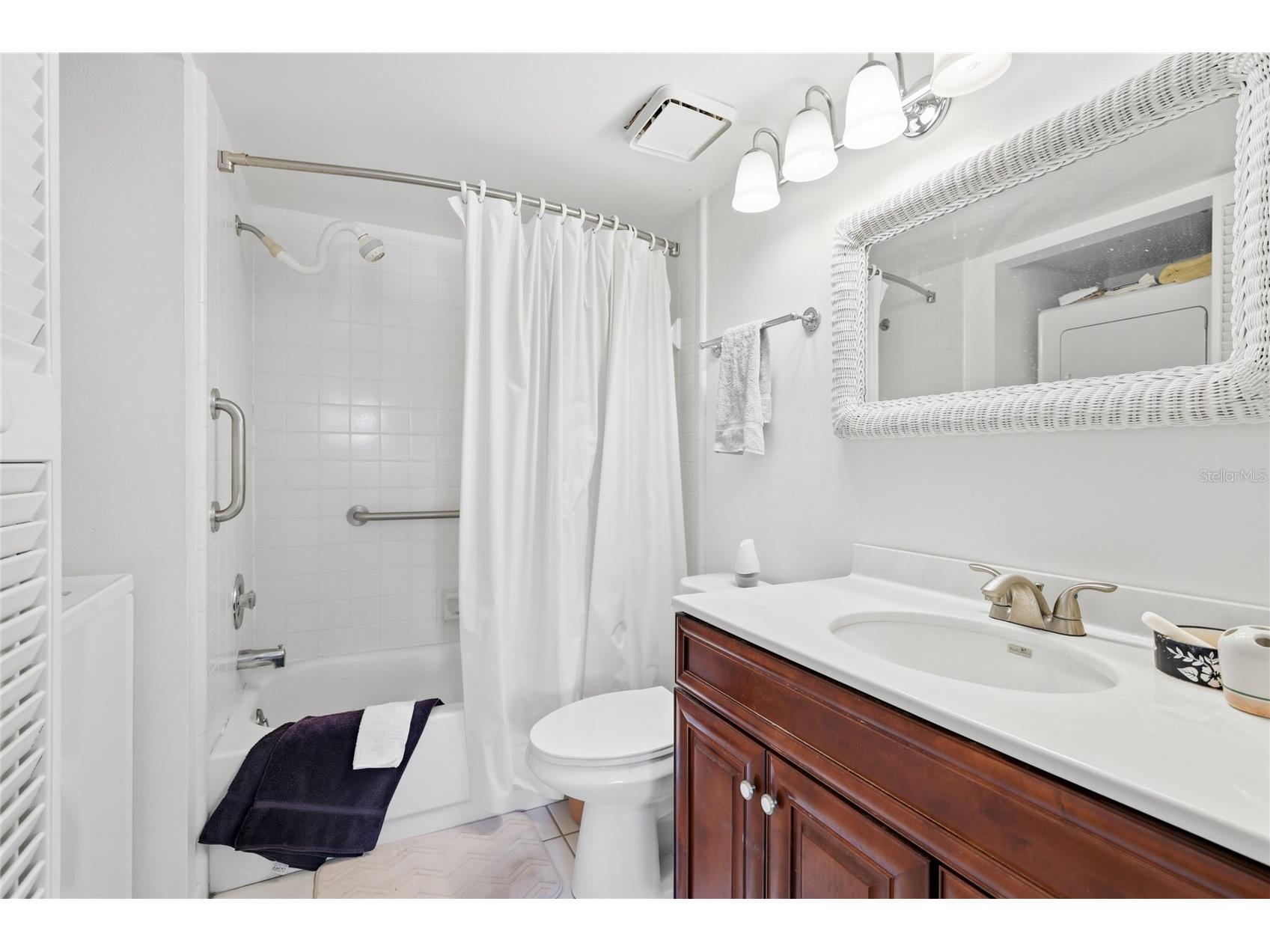 5635 Ashton Lake Drive #4 Sarasota FL 34231 A4678043 image18